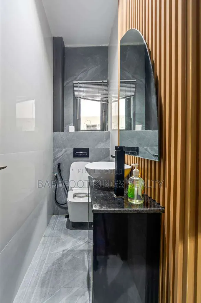 Luxurious 2bedroom Apartment in Ikate