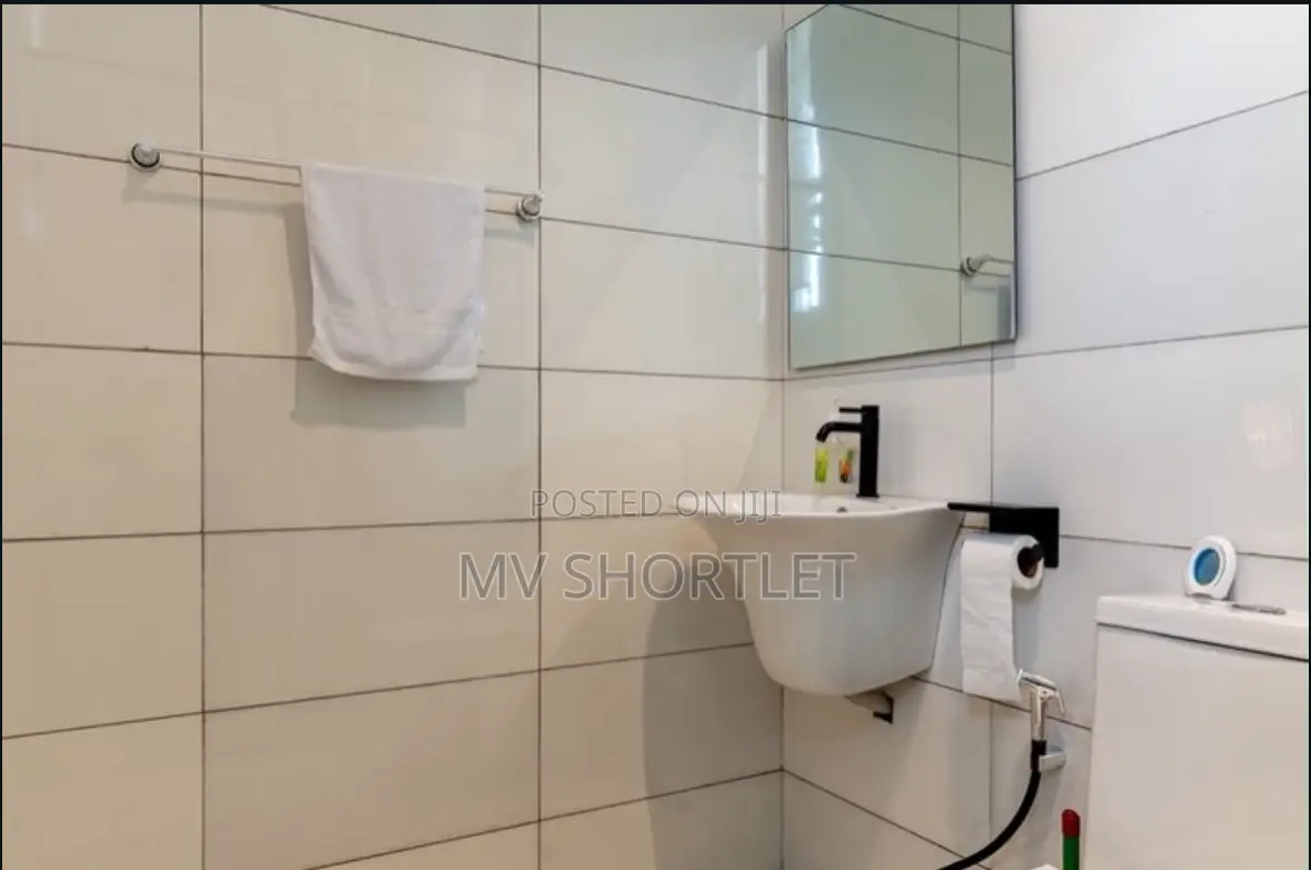 2 Bedroom Apartment With Swimming Pool in Lekki Phase 1