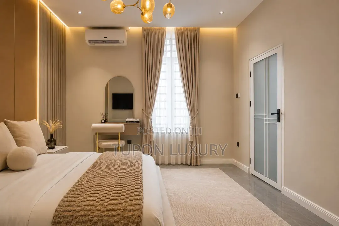 3 Bedroom Private Compound With Bathtub, Lounge,Table Tennis PS5, in Victoria Island Extension
