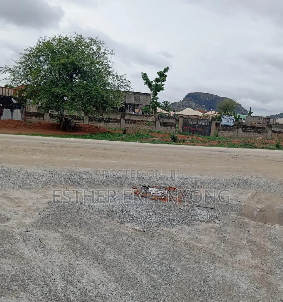 Estate Plot for Sale in Kiami