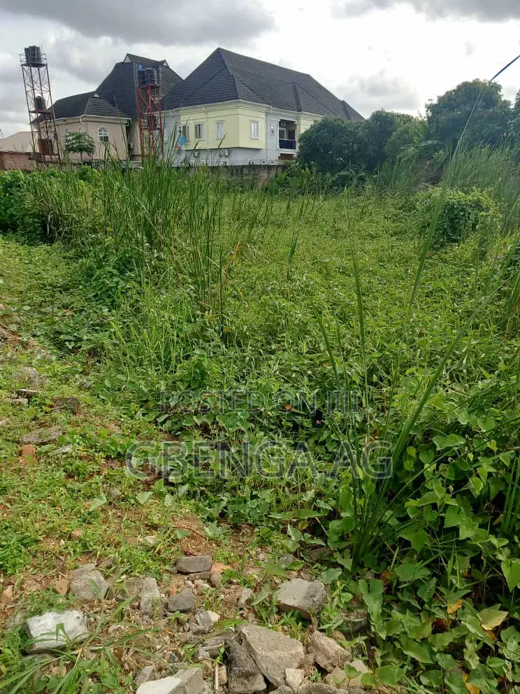2 Plots of Land Available for JV at Arowojobe Estate Maryland Lagos in Mende