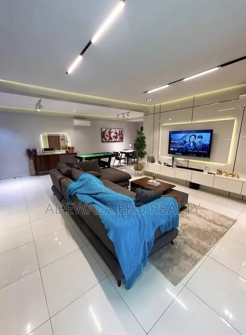 Cozy 2-Bedroom Shortlet Lekki, Ikate – PS5, Snooker, Pool Gym in Ikate