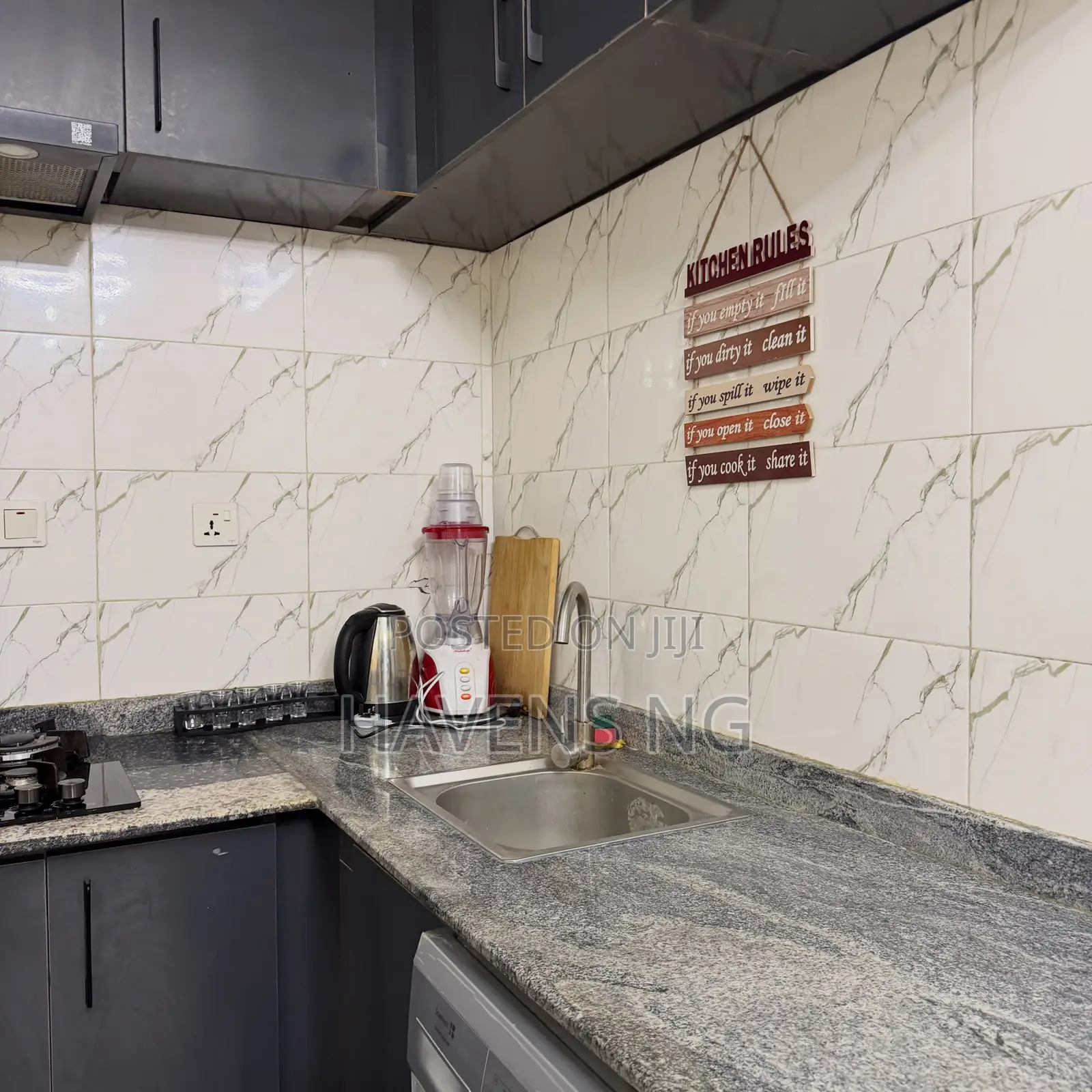 Luxury 2-Bedroom Apartment for Shortlet in Wuye, Abuja in Wuye