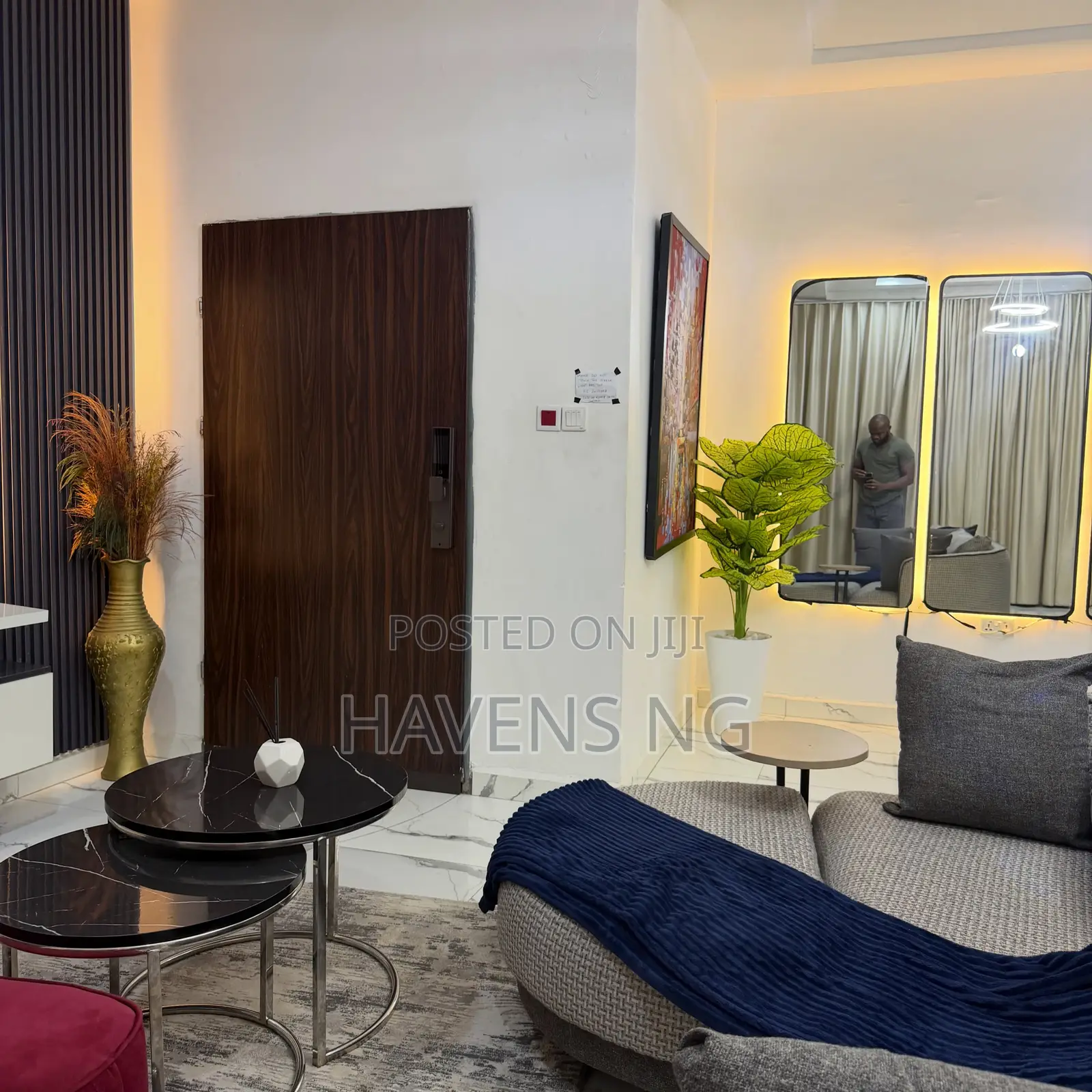 Luxury 2-Bedroom Apartment for Shortlet in Wuye, Abuja in Wuye