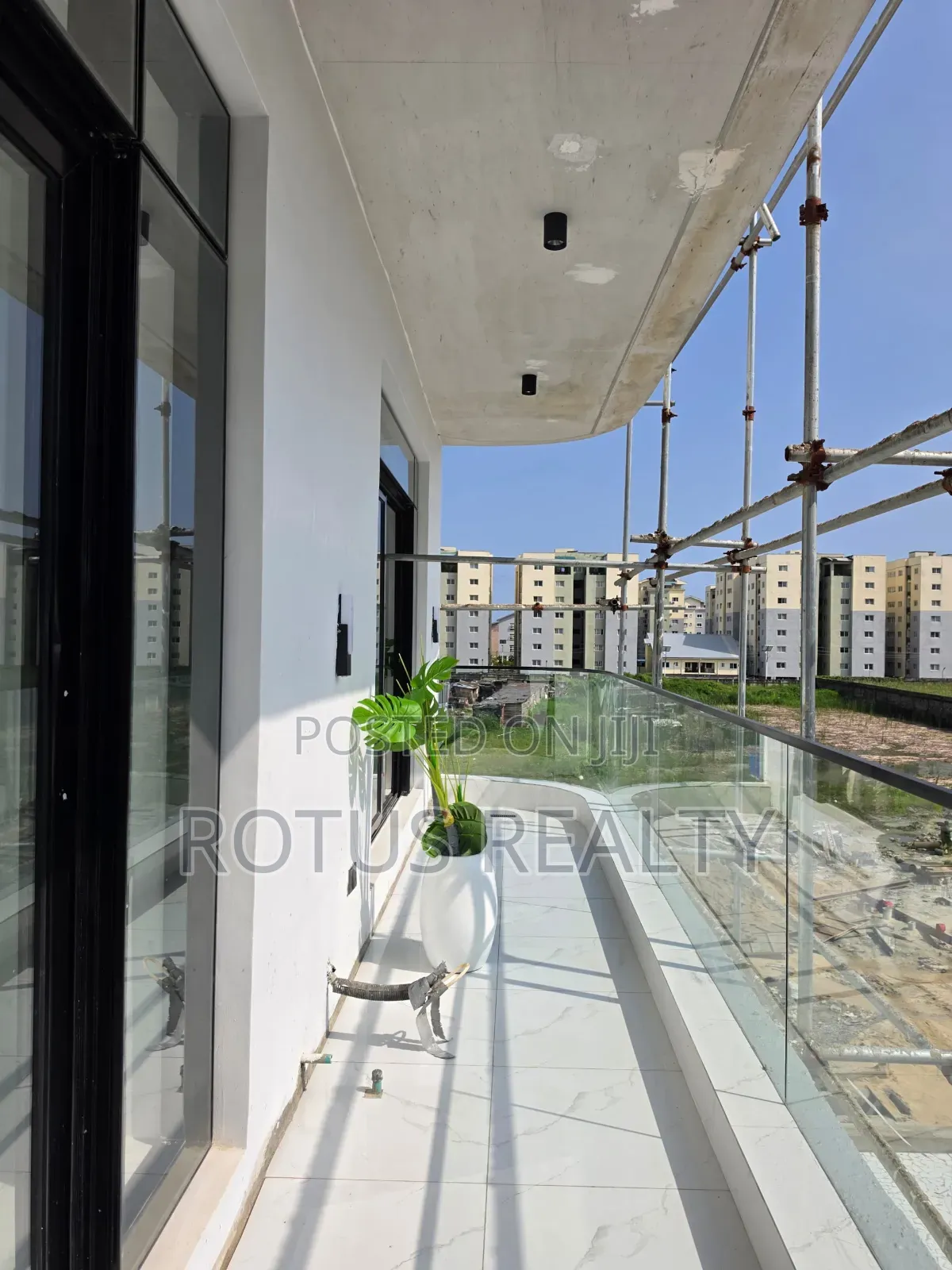 3bdrm Apartment in Lekki Phase 1 for sale in Lekki Phase 1