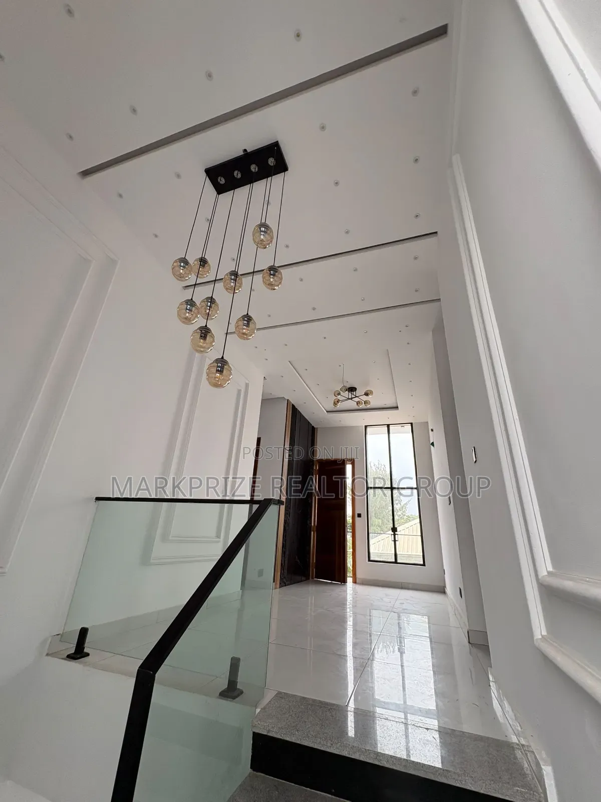 5bdrm Duplex in Lekki County Homes, Ikota for sale in Ikota