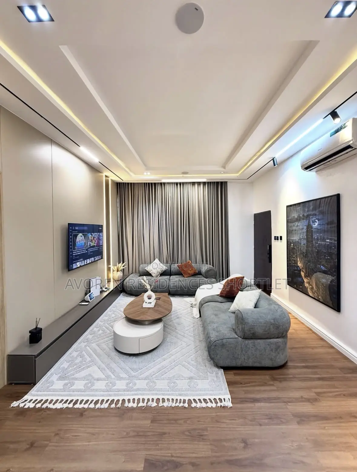 Luxurious Two Bedroom Shortlet in Admiralty Way in Lekki Phase 1