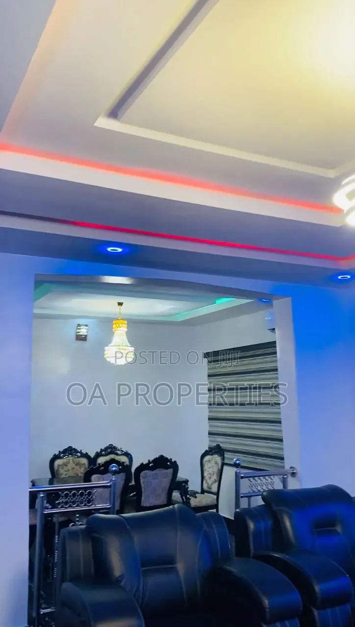 Fully Furnished 3bdrm Shortlet Apartment at Ashi-Bodija Est, Ibadan. in Ibadan