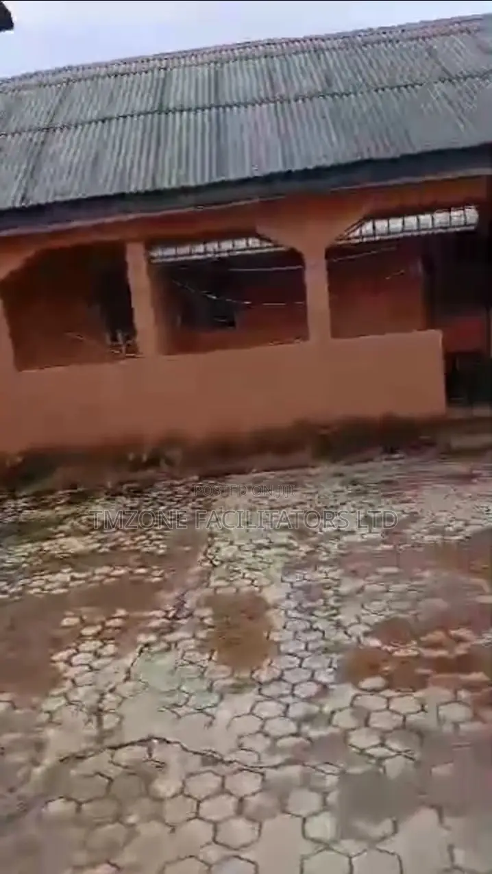 Full Plot of Land With 12 Mini Flats in Agbara-Igbesan