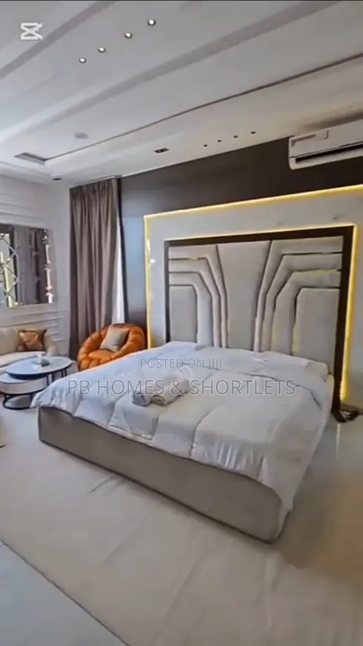 Luxury 5 Bedroom Self Compound Apartment in Ado / Ajah