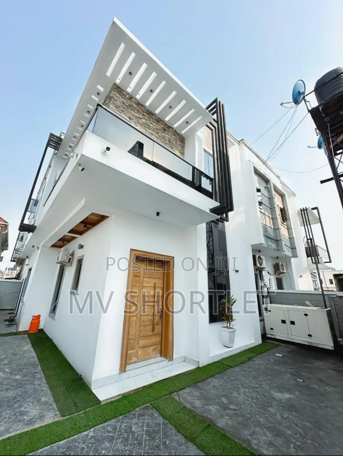 4 Bedroom Self Compound in Lekki Phase 1