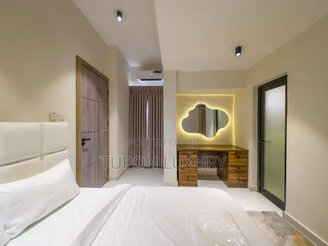 Roof Top Ocean View, Luxury 1 Bedroom With Pool and Gym in Victoria Island Extension