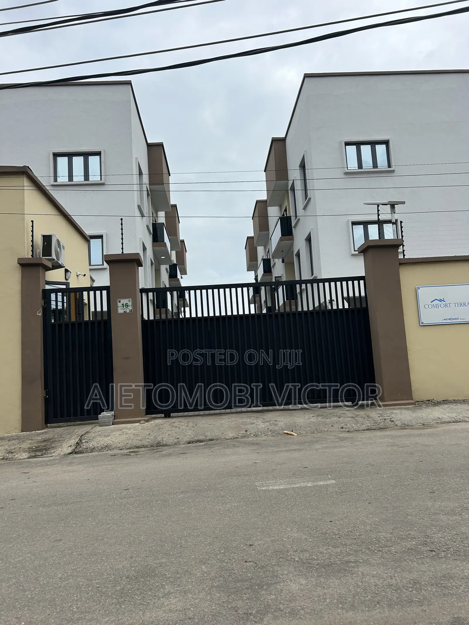 1bedroom Smart Home Apartment in Adeniyi Jones
