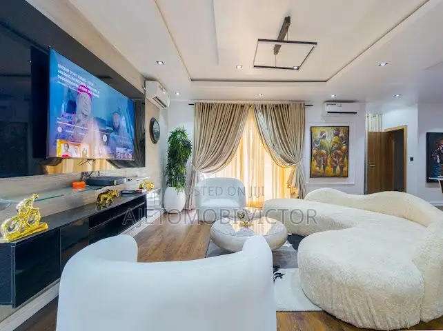 Luxury City View 3bedroom Maisonette Ikate in Ikate