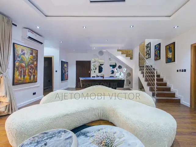 Luxury City View 3bedroom Maisonette Ikate in Ikate