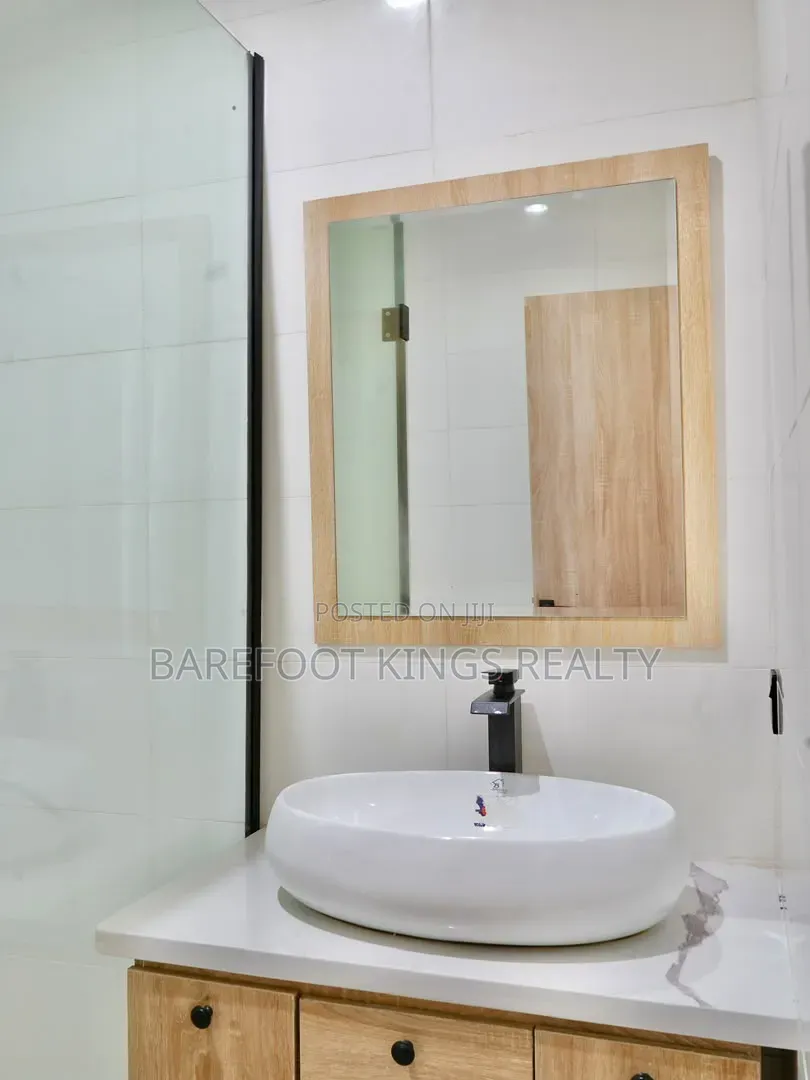 Luxury 2Bedroom Apartment in Lekki Phase 1