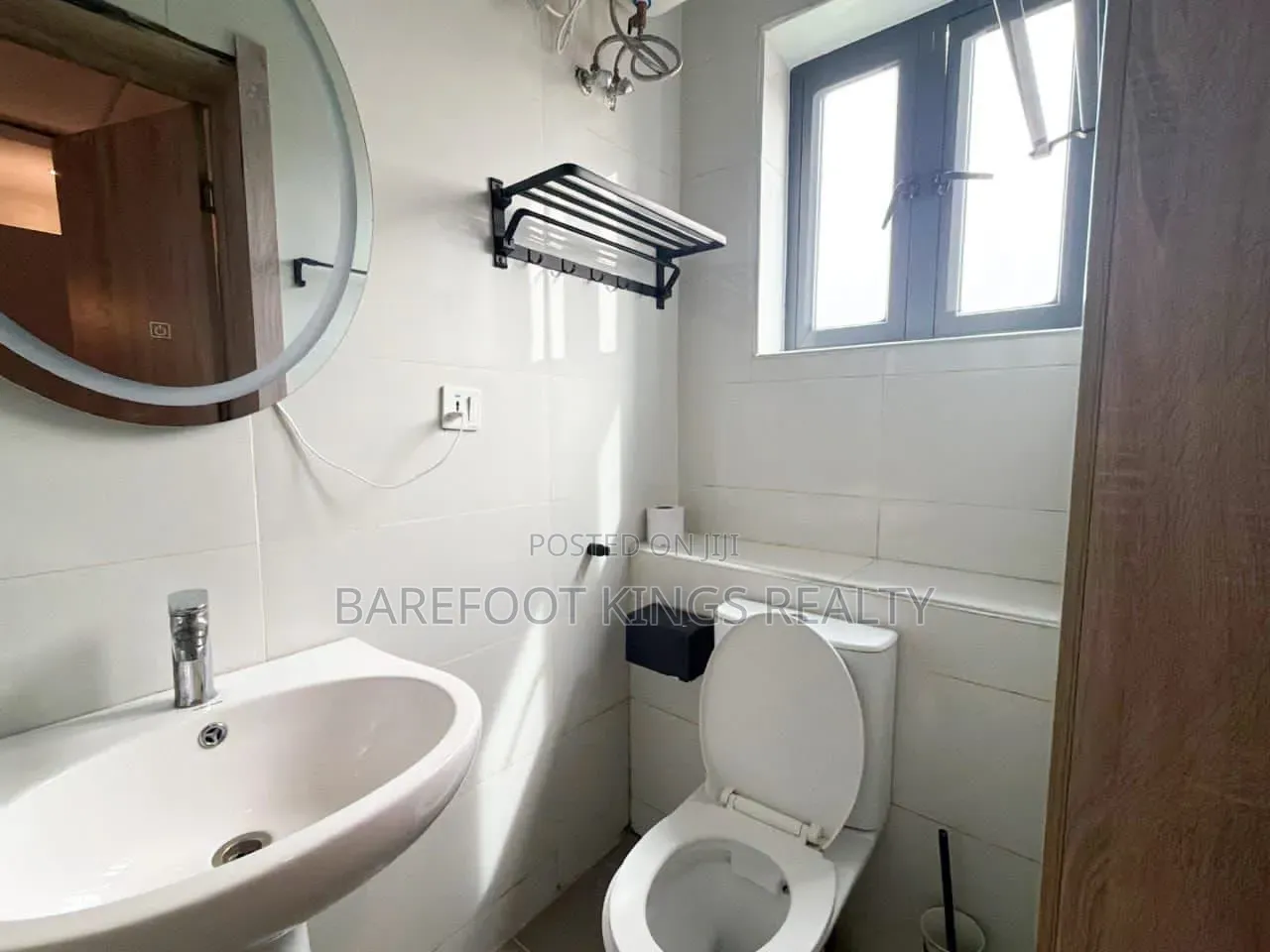 Luxury 3 BEDROOM in Lekki Phase 1