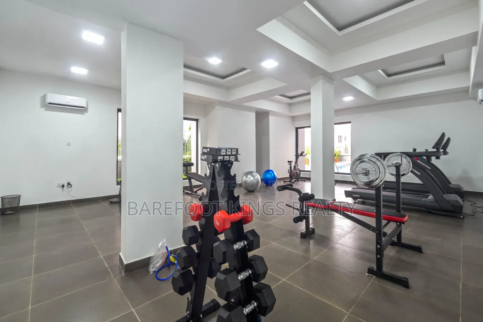 Luxury 1 Bedroom Apartment in Ikate