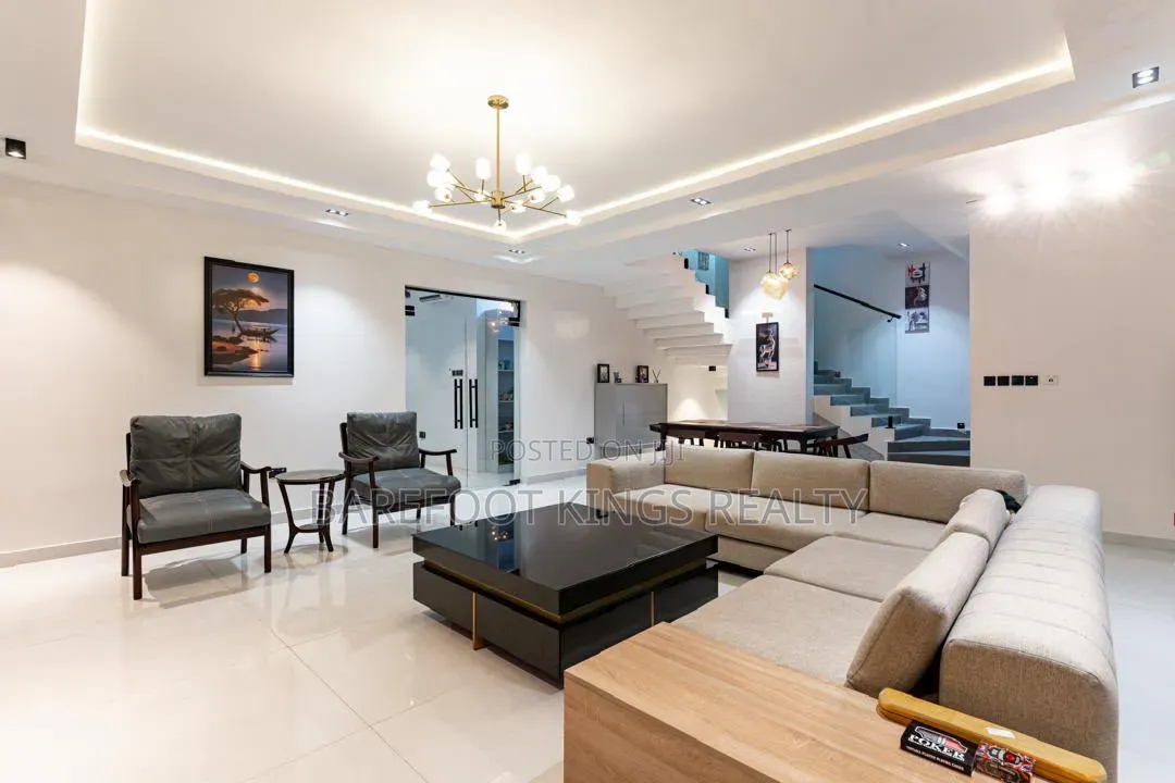 Luxury 3Bedroom Apartment in Ikate