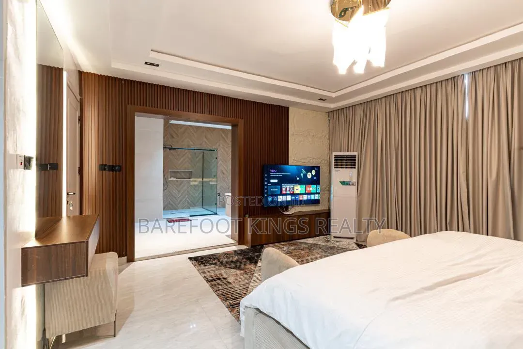 Luxury 3Bedroom Apartment in Ikate