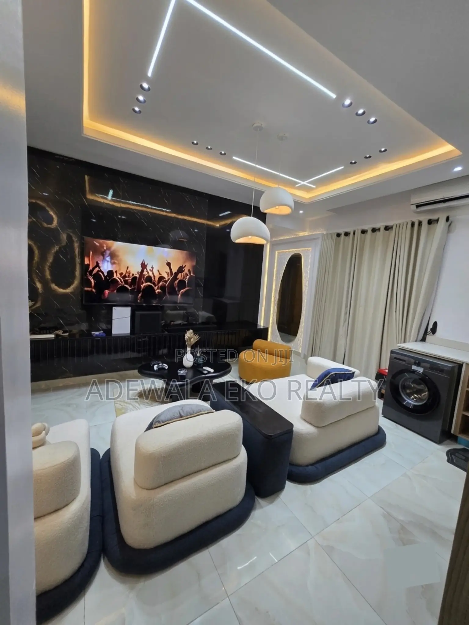 1 Bedroom in Lekki Phase 1- PS5 | Pool | 24/7 Power in Lekki Phase 1