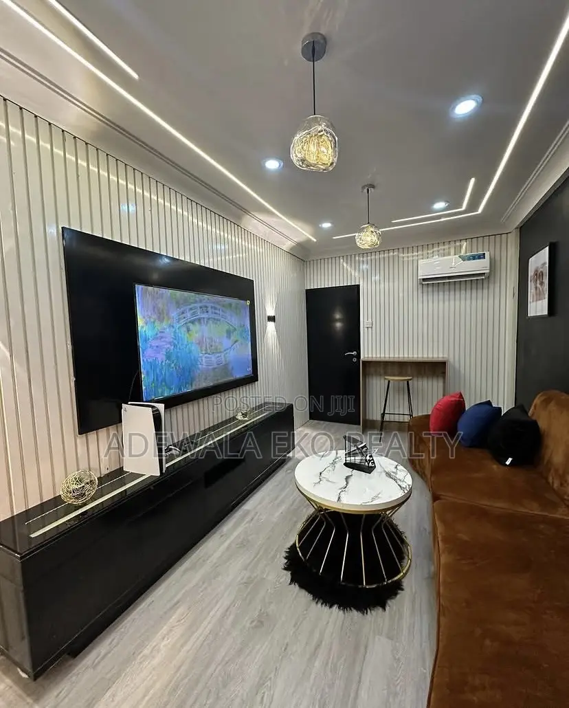 1-Bedroom Self-Compound | Lekki Phase 1 | Cinema | Ps5 | Snooker | in Lekki Phase 1