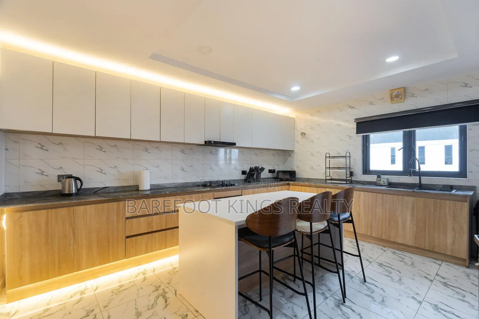 Luxury 3 Bedroom Apartment in Lekki Phase 1