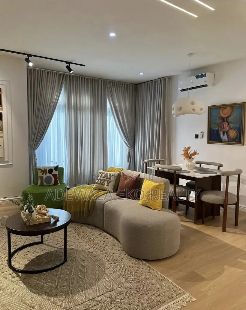 1-Bedroom Apartment Lekki Phase 1 With PS5 and Swimming Pool in Lekki Phase 1