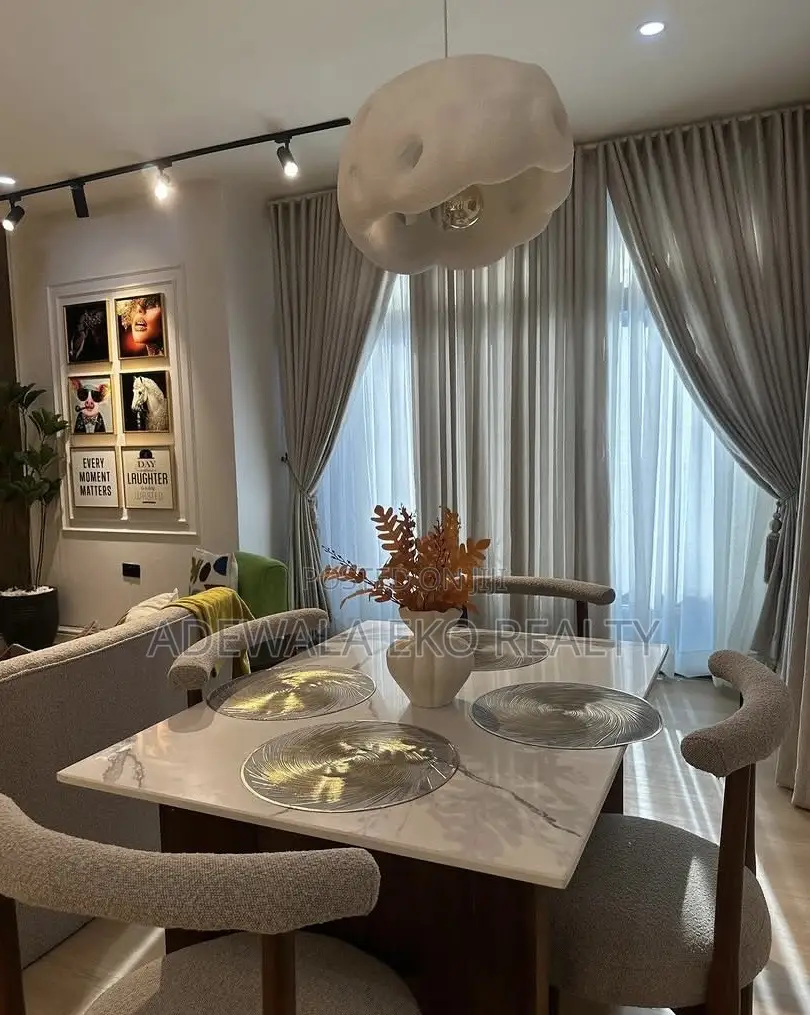 1-Bedroom Apartment Lekki Phase 1 With PS5 and Swimming Pool in Lekki Phase 1