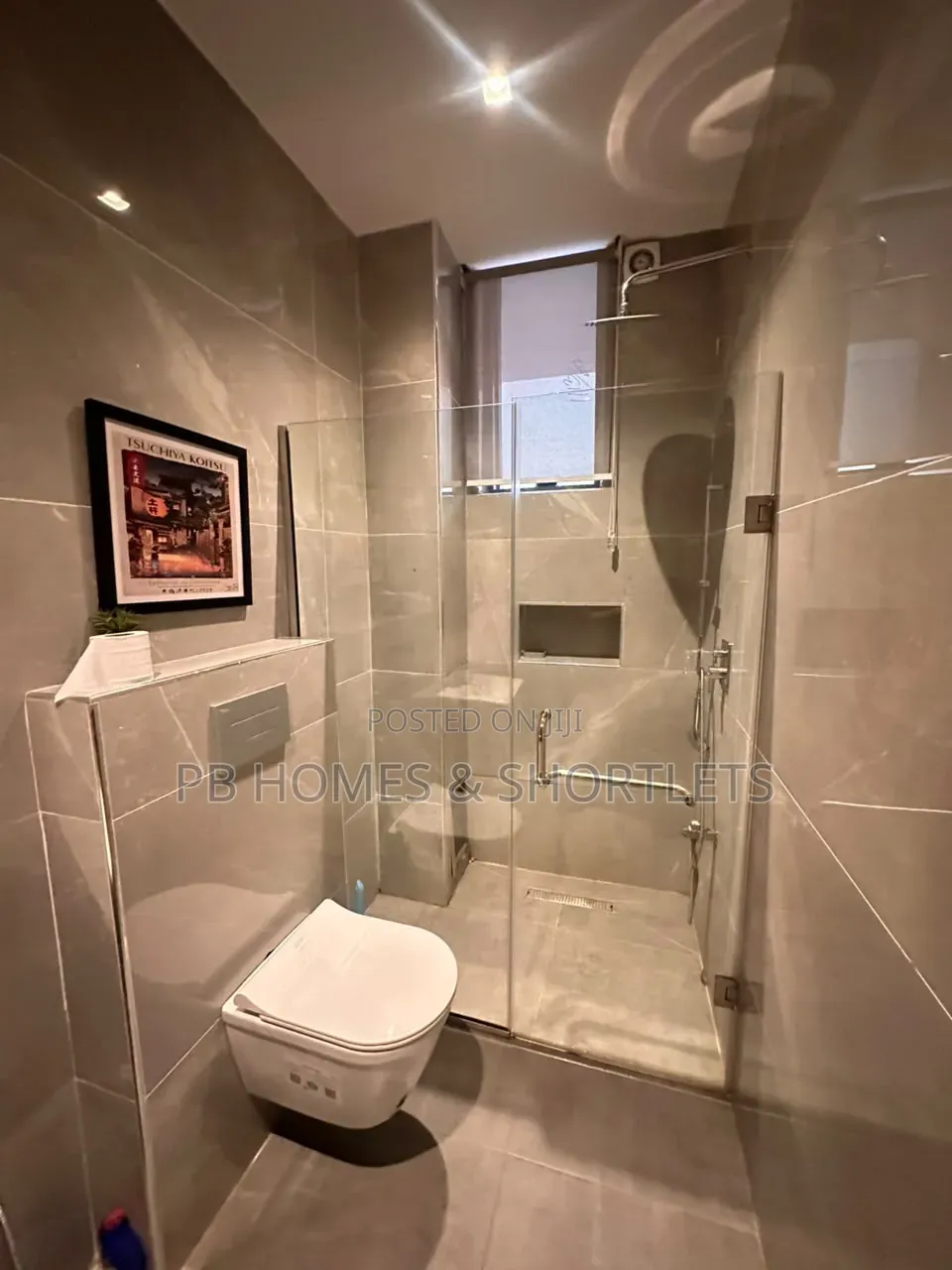 Tastefully Furnished 2 Bedroom Apartment in Lekki Phase 1