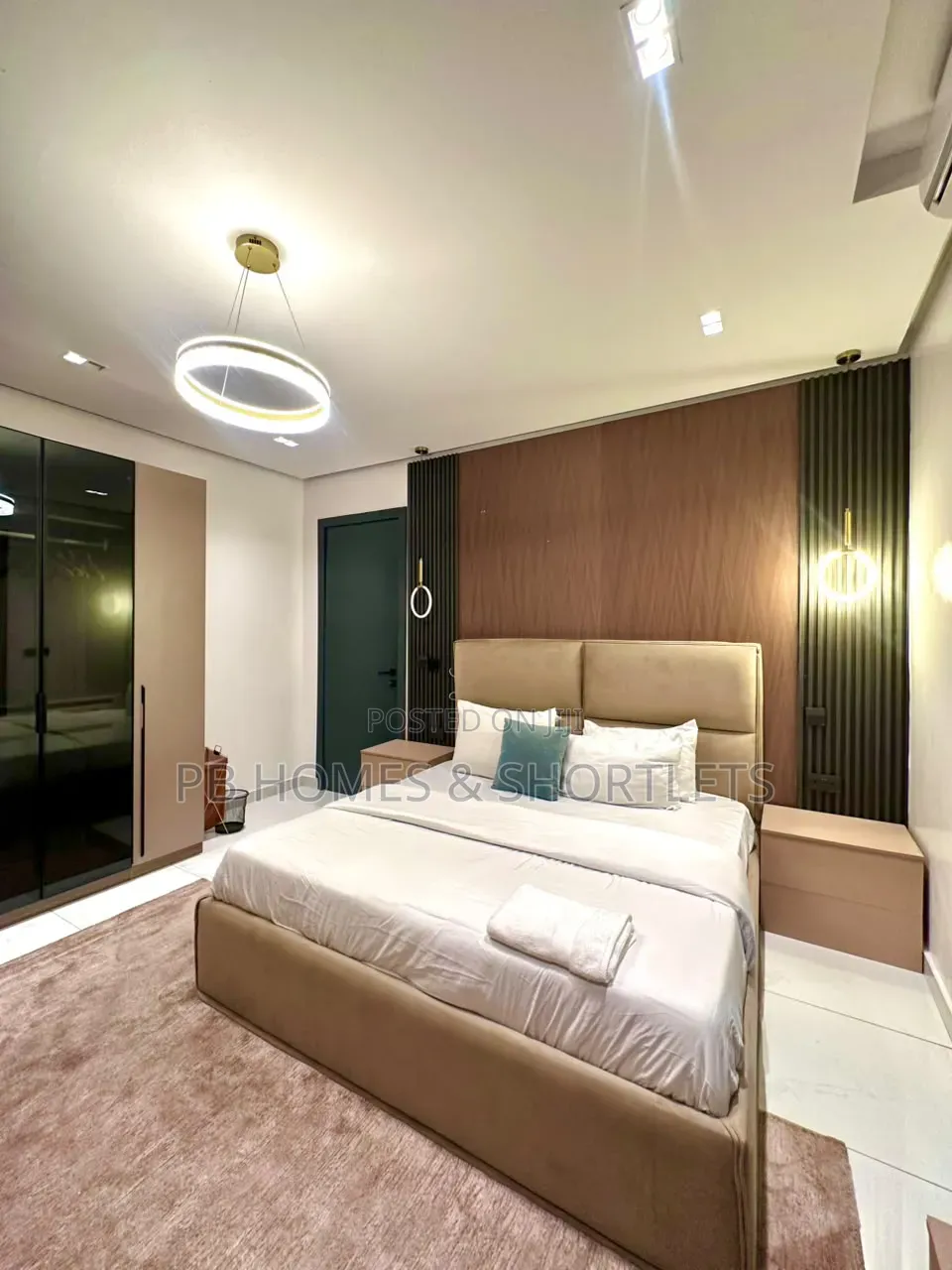 Tastefully Furnished 2 Bedroom Apartment in Lekki Phase 1