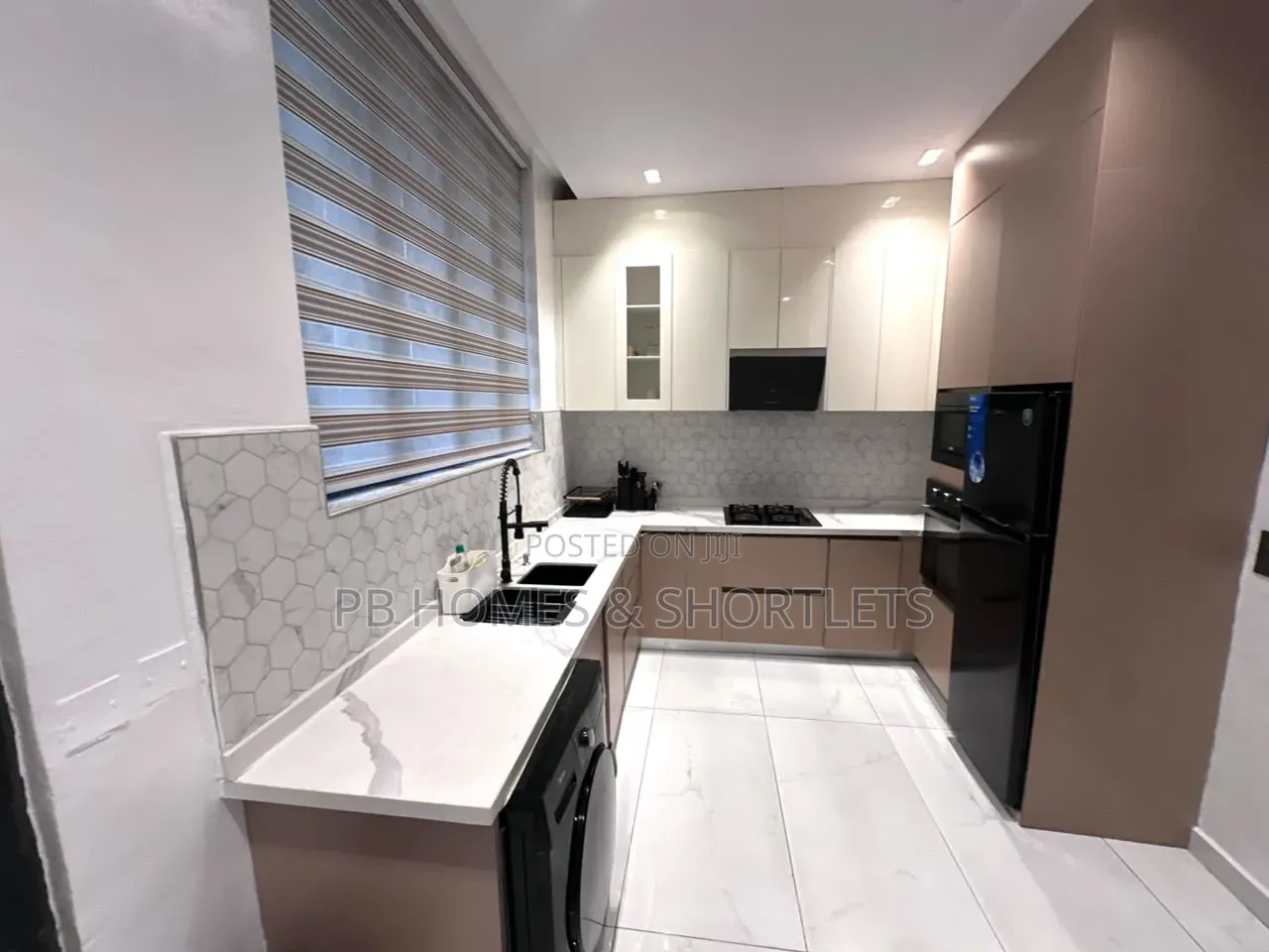 Tastefully Furnished 2 Bedroom Apartment in Lekki Phase 1
