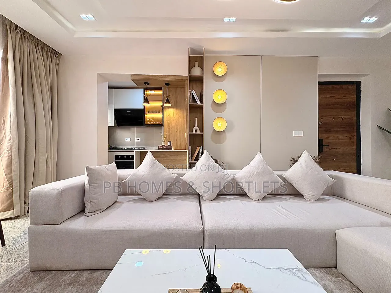 Luxury 3 Bedroom Flat With Excellent Facilities in Osborne Foreshore Estate