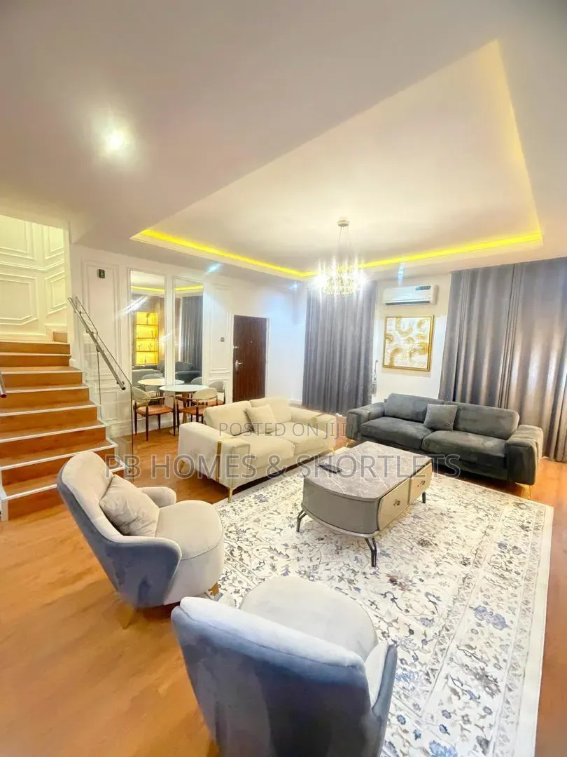 3 Bedroom Maisonette in Lekki Phase 1