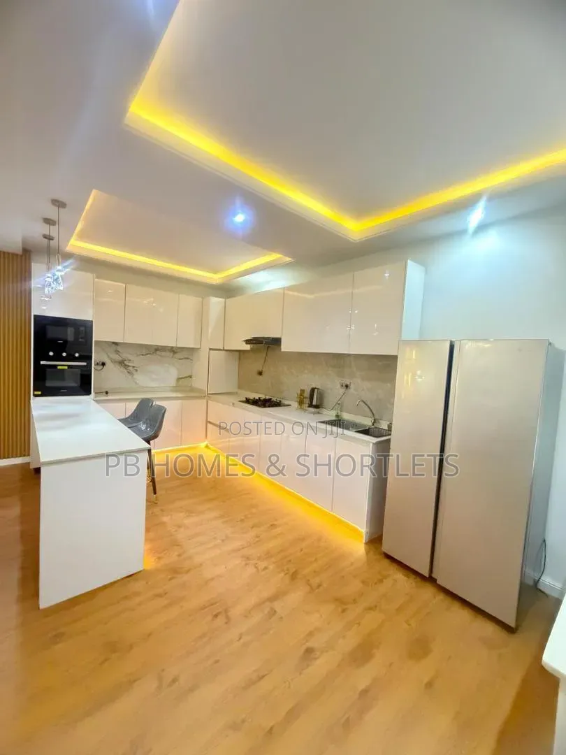 3 Bedroom Maisonette in Lekki Phase 1