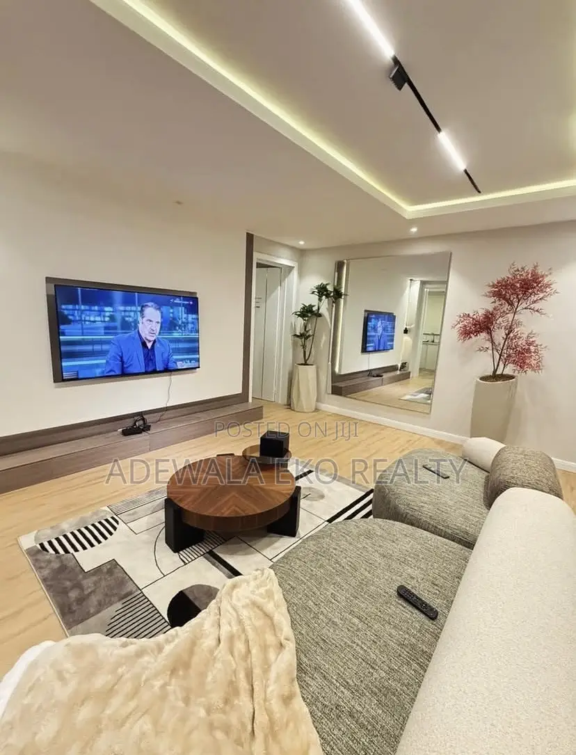 Cozy 1-Bedroom Apartment Lekki Phase 1 in Lekki Phase 1