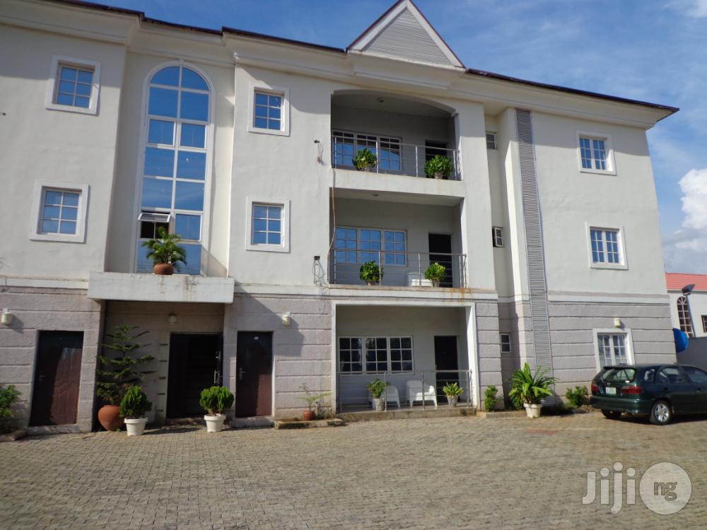 Chester Luxury Apartment in Gwarinpa