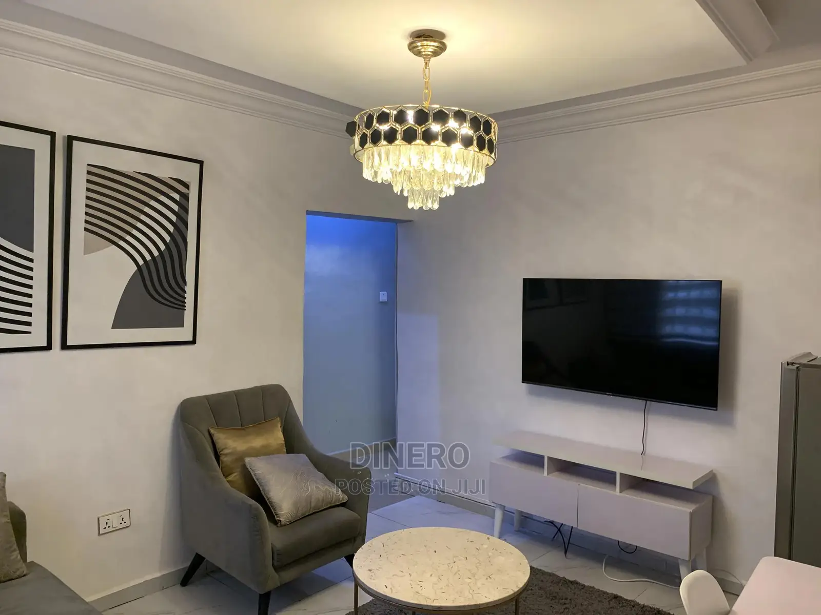 Dinero Sapphire - One Bedroom Apartment, Surulere. in Sabo / Yaba