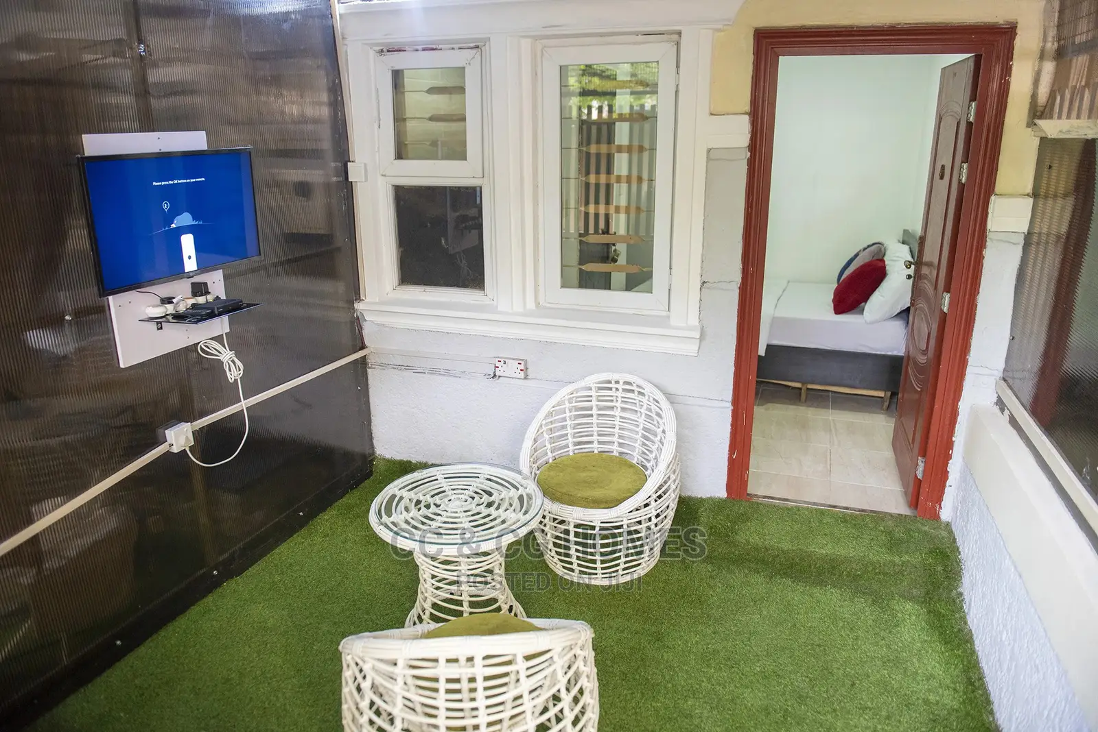 CC CG Homes 1 Bedroom Apart - 24hrs Elect/Wifi/Securit in Life Camp