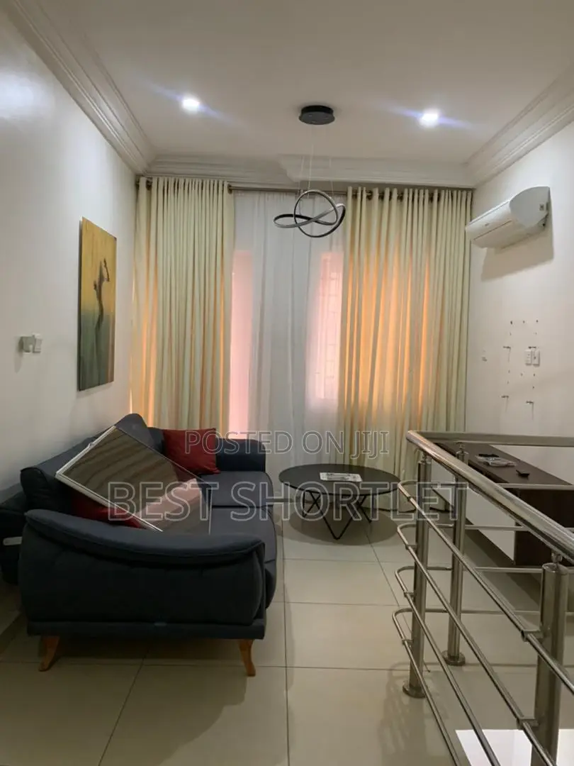 4 Bedroom Shortlet in Life Camp