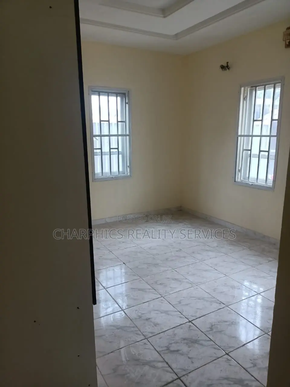 3bdrm Block of Flats in Ikeja GRA for sale in Ikeja GRA