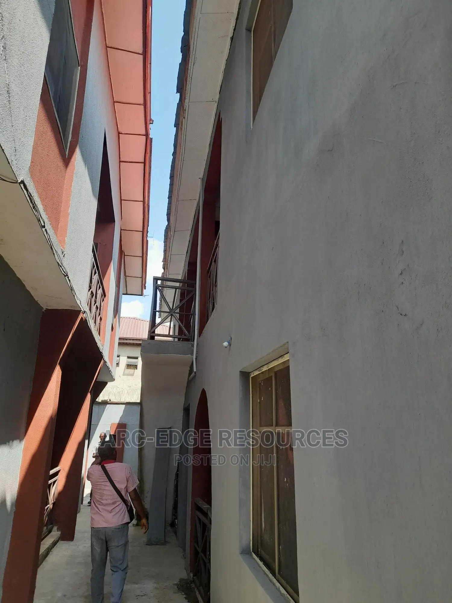 3bdrm Block of Flats in Ago Palace for sale in Ago Palace