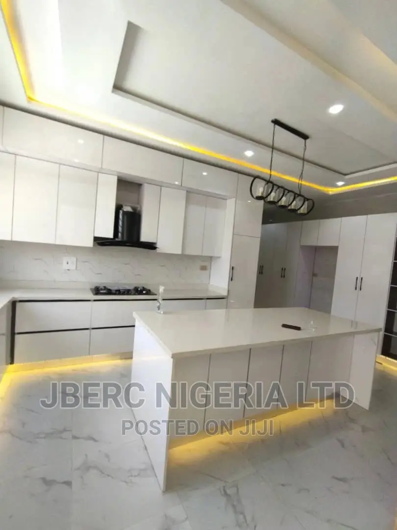 5bdrm Duplex in Ajah for sale in Ajah