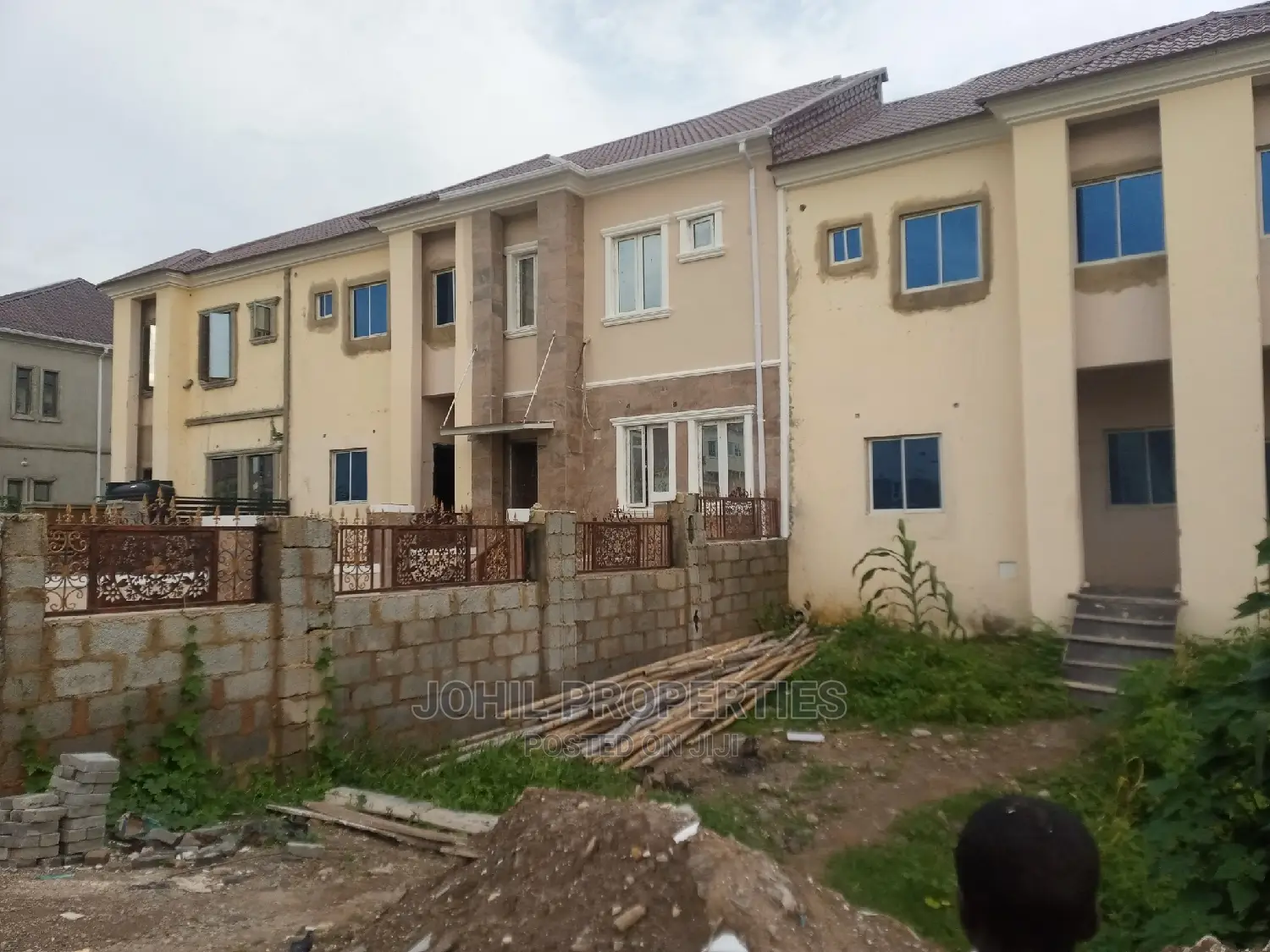 2bdrm Duplex in Naf Valley Estate, Asokoro for sale in Asokoro