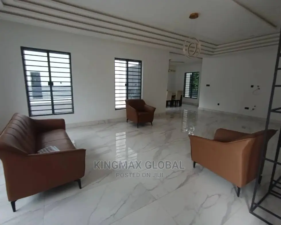 5bdrm Duplex in Wuye for sale in Wuye