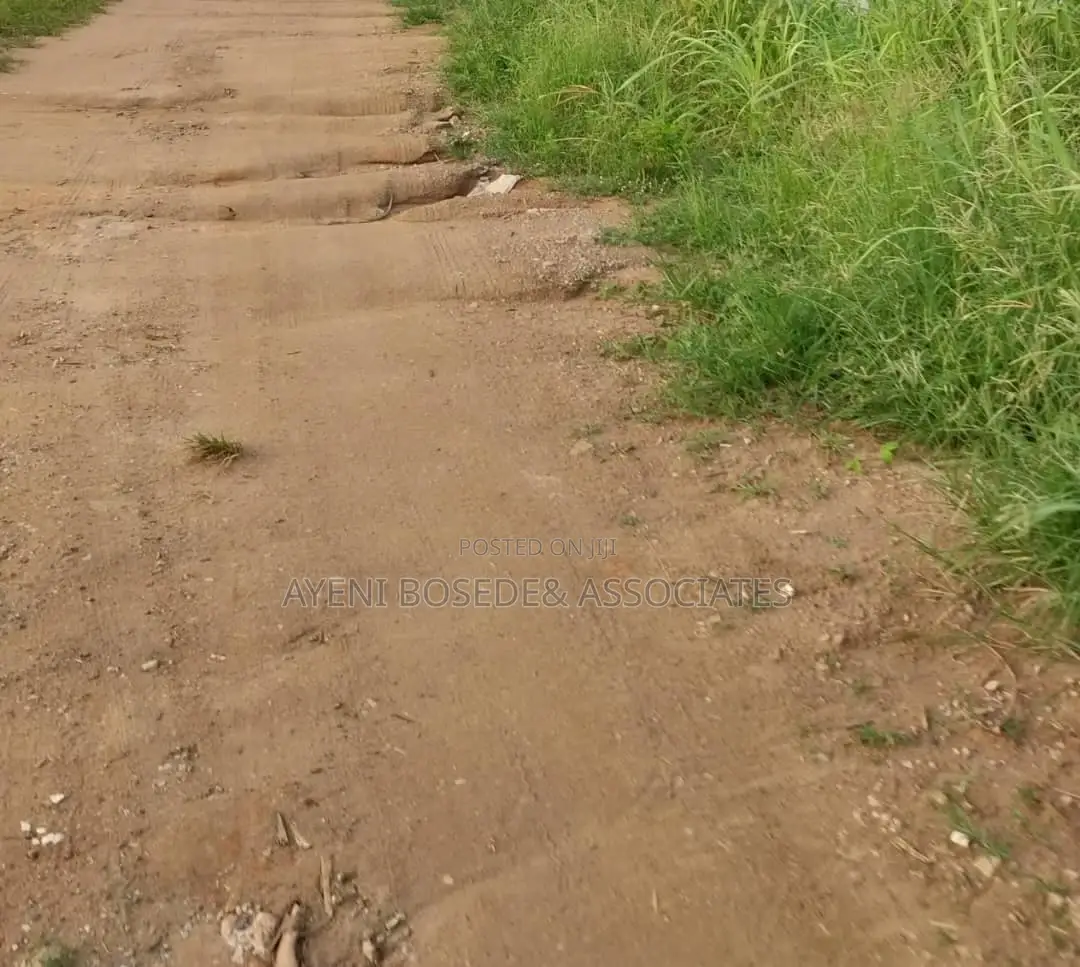 3bdrm Block of Flats in Ita Oluwo for sale in Ita Oluwo