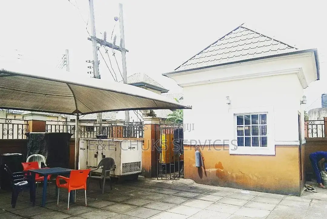 Twenty One Rooms Hotel/Guest House for Sale in Obio-Akpor
