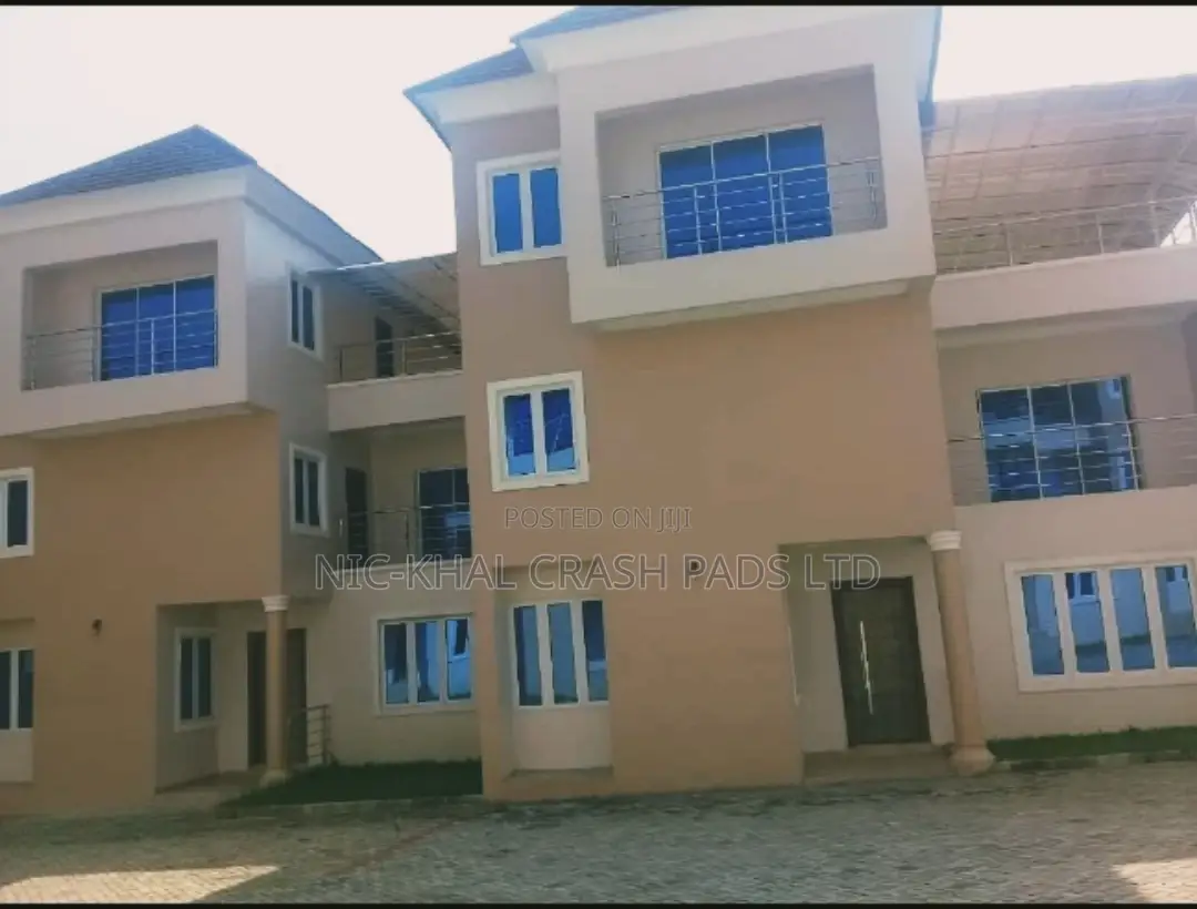 4bdrm Duplex in Katampe Extension for Sale in Katampe Extension