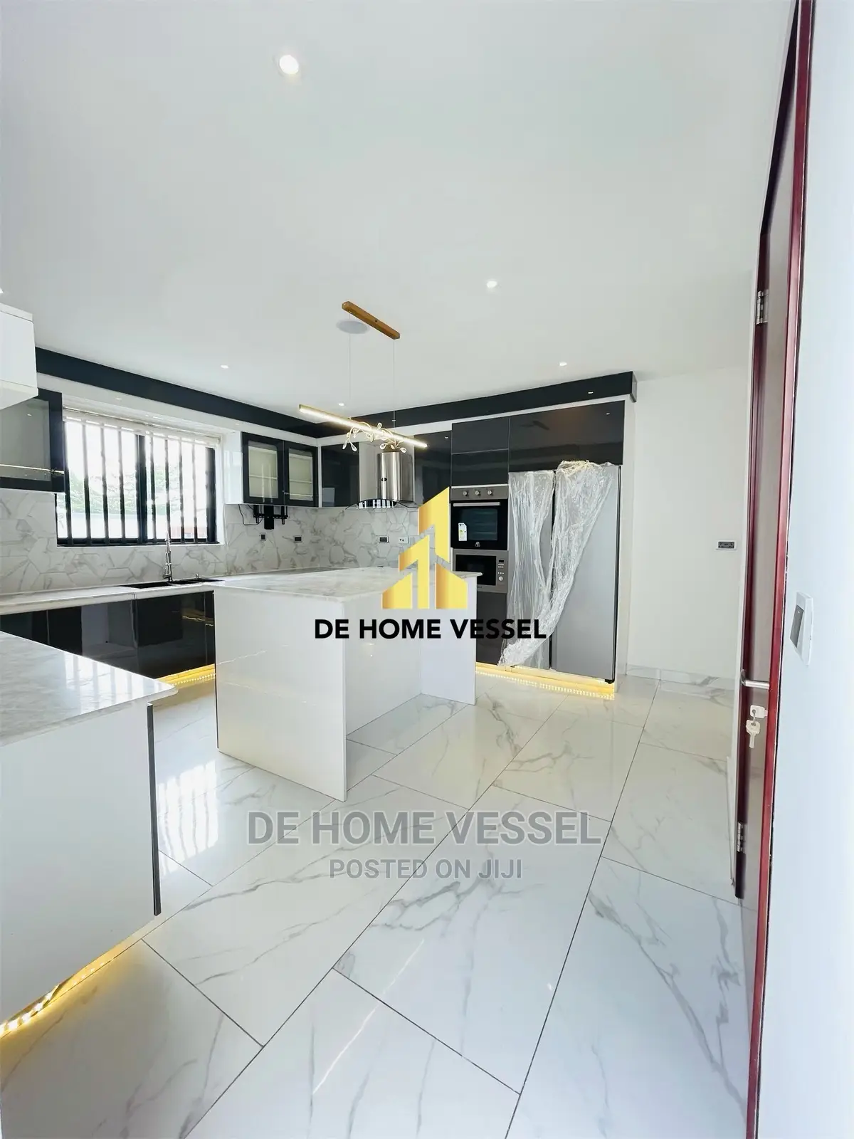 Furnished 4bdrm Duplex in Osapa London for Sale in Osapa london