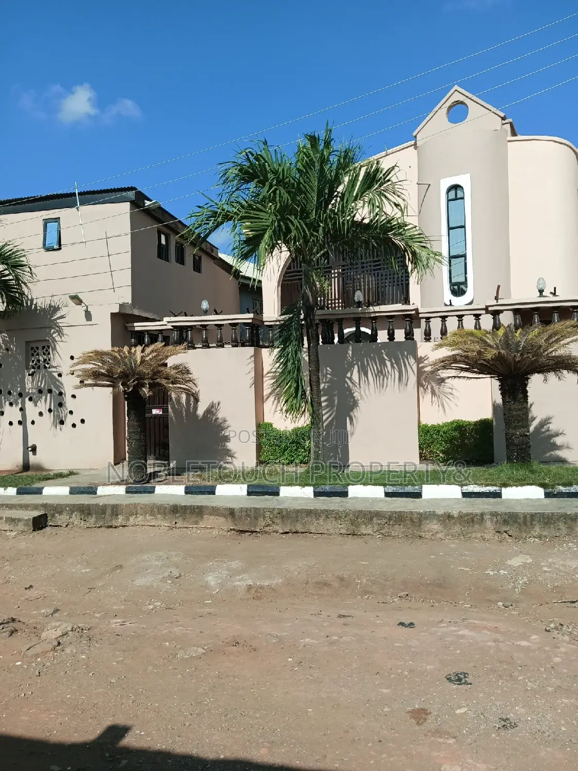 5bdrm Duplex in Governor Road Ikotun for sale in Governors Road